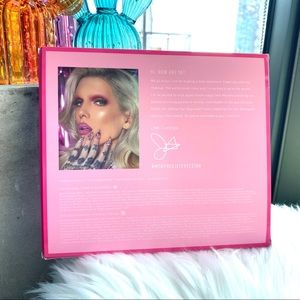 Morphe Makeup - Morphe x Jeffree Star Eyeshadow Artistry Palette Morphe Makeup - Morphe x Jeffree Star Eyeshadow Artistry Palette